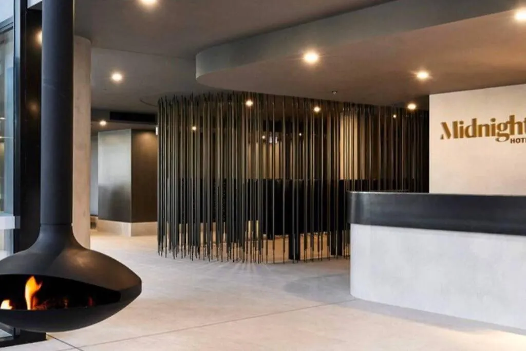 Midnight Luxe 2Br 2Bath Apartment 507 In The Heart Of Braddon L5 Views Pool Sauna Gym Wifi Canberra Australia